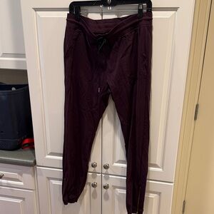 Zyia Active plum Jogger Pants, like new